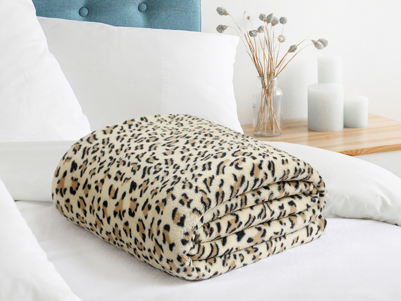 Kvalitní deka z mikrovlákna - leopardí vzor