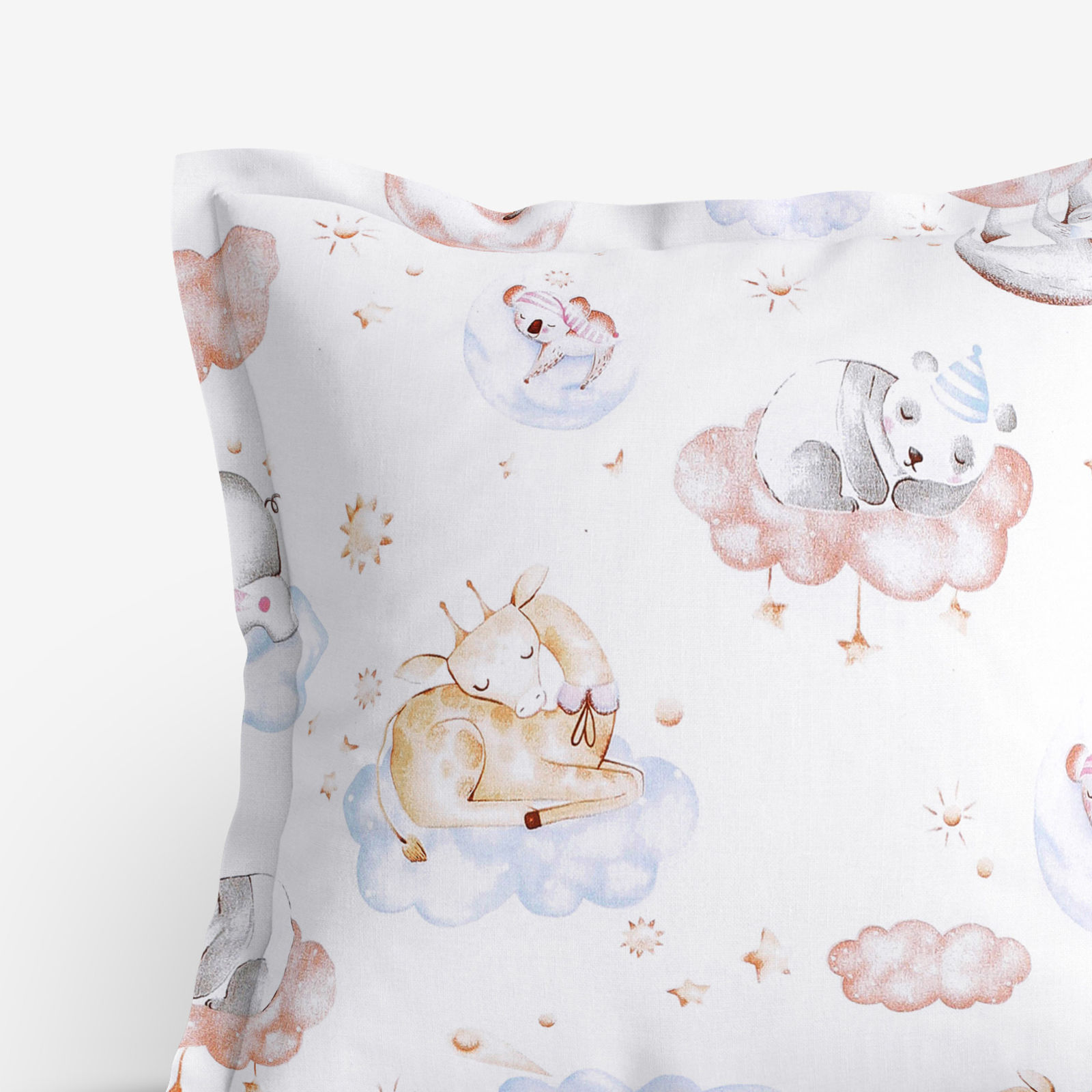 Dětský bavlněný povlak na polštář s ozdobným lemem - spící zvířátka v oblacích