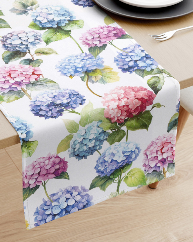 Běhoun na stůl Loneta - květy hortenzie