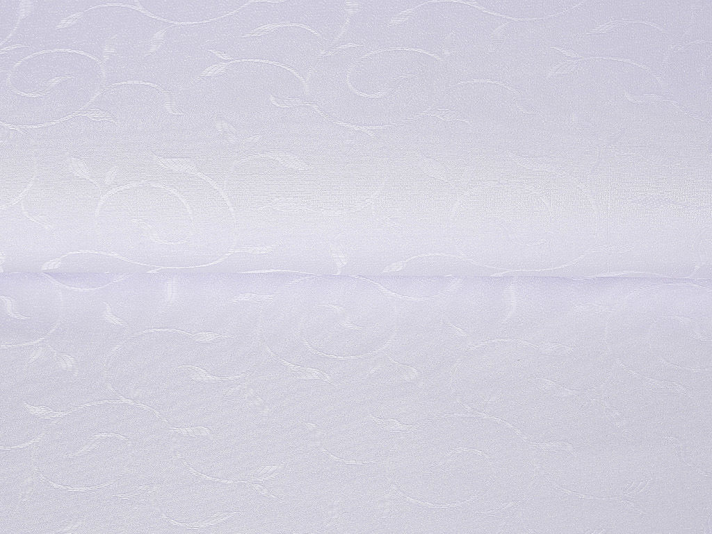 Teflonová látka na ubrusy - bílá s fialovým nádechem s velkými ornamenty