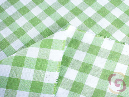 Dekorační látka vzor malé zelené a bílé kostičky - detail 2