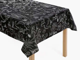 PVC ubrusovina s textilním podkladem - černá s potiskem a kreslícím povrchem - metráž š. 140 cm
