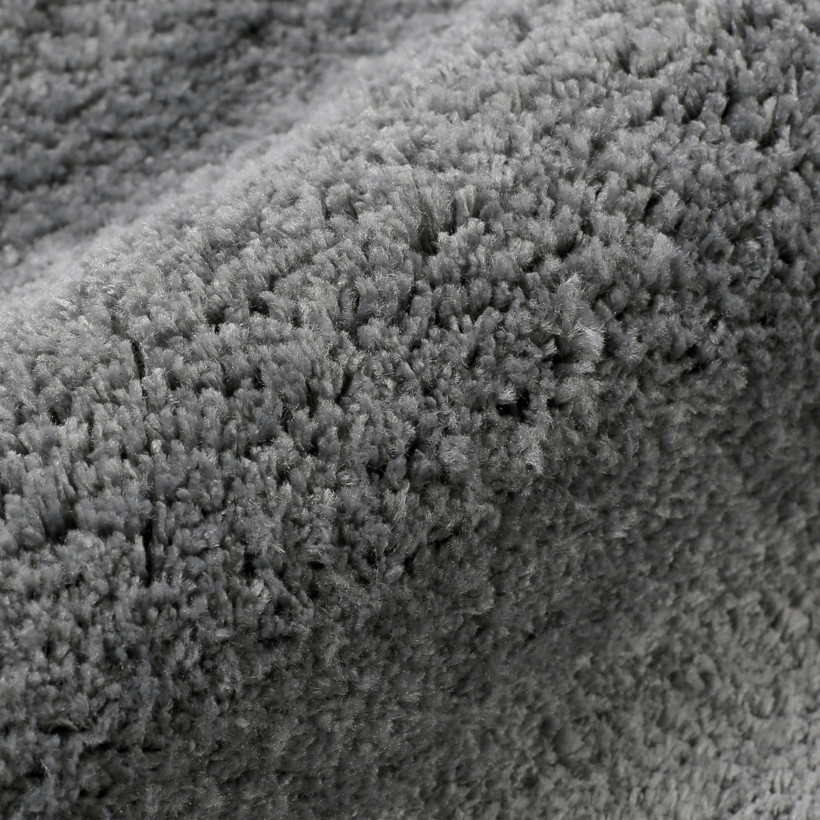 Koupelnová předložka / kobereček s vyšším chlupem a výkrojem 50x60 cm - tmavě šedá