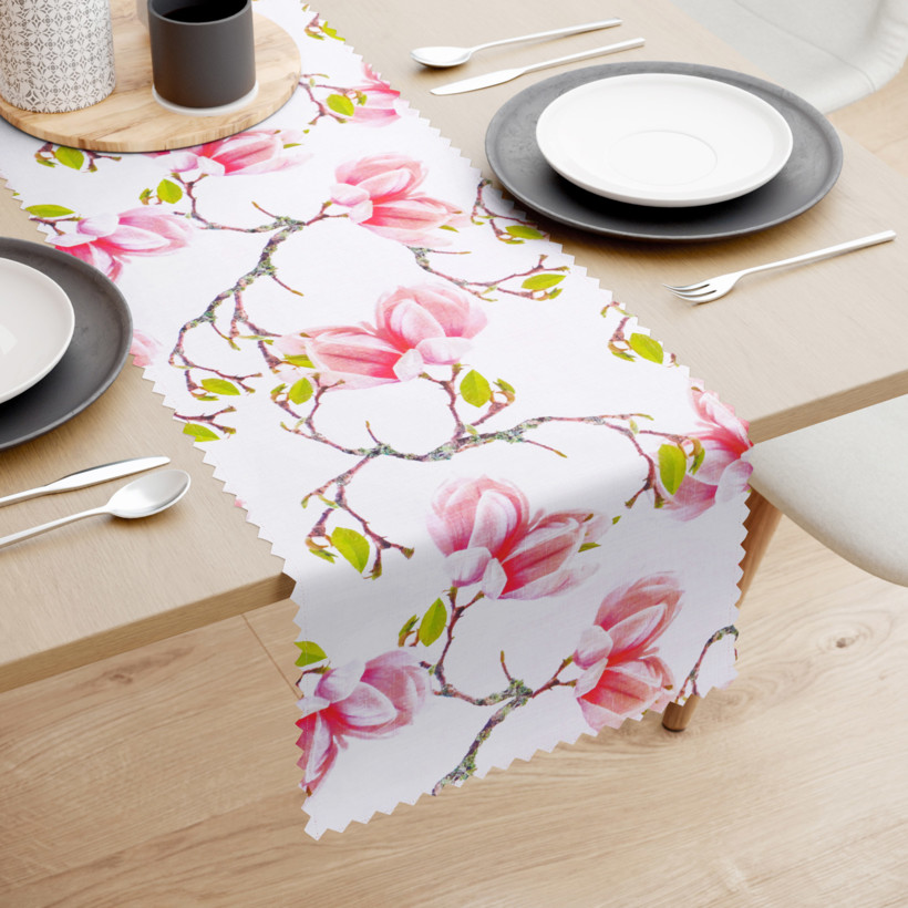 Běhoun na stůl teflonový - jarní motiv růžových magnolií