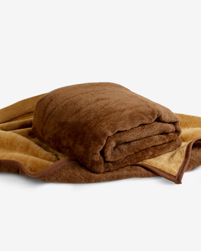 Kvalitní česaná deka - hnědá/béžová
