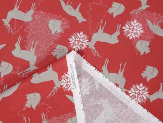 Vánoční závěs LONETA - vzor vánoční zvířátka na červeném