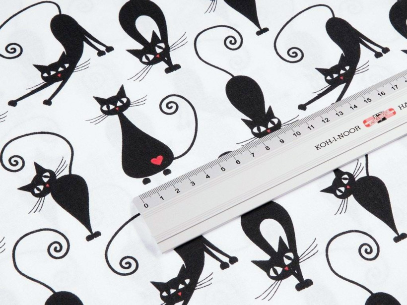 Bavlněné plátno - černé kočky na bílém