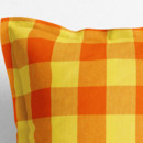 Bavlněný povlak na polštář s ozdobným lemem - velké oranžovo-žluté kostky