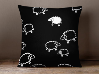 Dětský bavlněný povlak na polštář - vzor bílé ovečky na černém