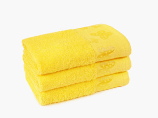 Dětský froté ručník Motýlci 30x50 cm - žlutý