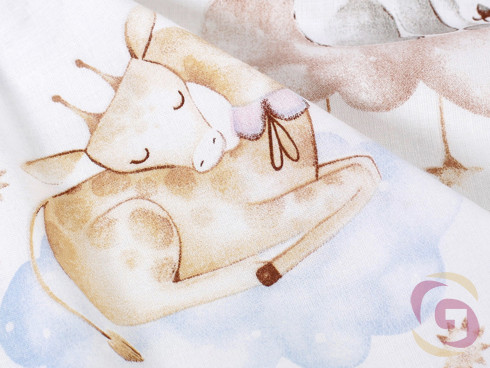 Bavlněné plátno SIMONA - spící zvířátka v oblacích