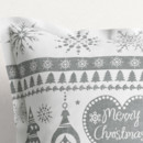 Vánoční bavlněný povlak na polštář s ozdobným lemem - vzor vánoční symboly na bílém