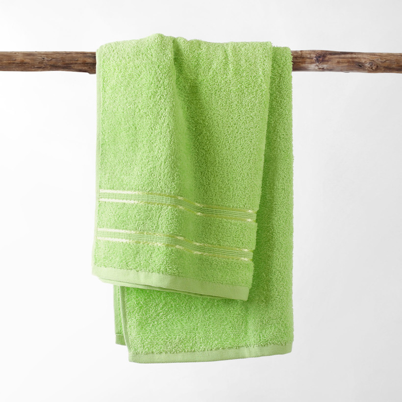Froté ručník / osuška Nela - světle zelený